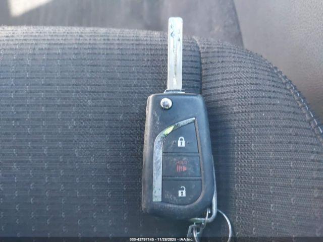 Toyota C-HR Xle Image 14