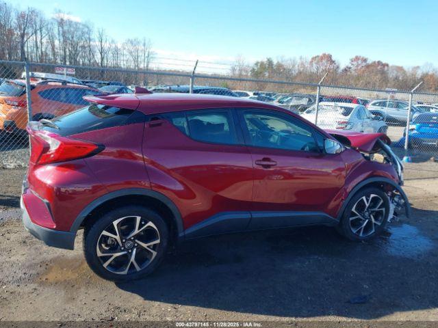 Toyota C-HR Xle Image 8