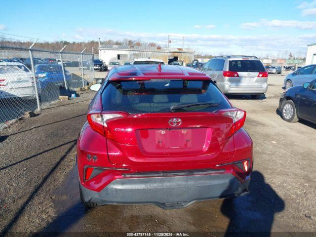 Toyota C-HR Xle Image 6