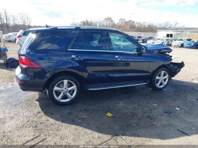 Mercedes-Benz GLE 4matic Image 9