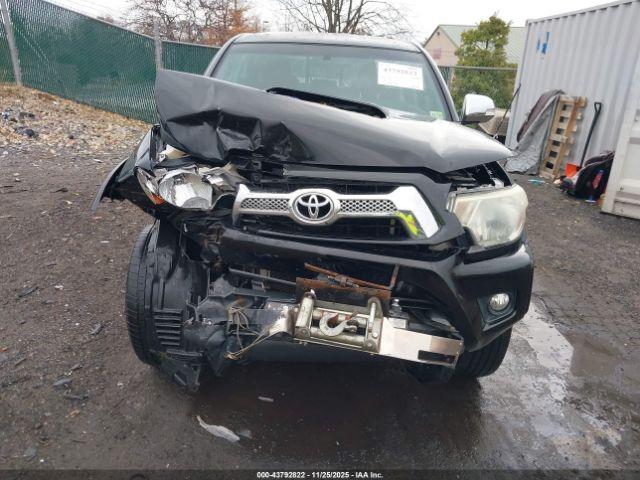 Toyota Tacoma Prerunner V6 Image 4