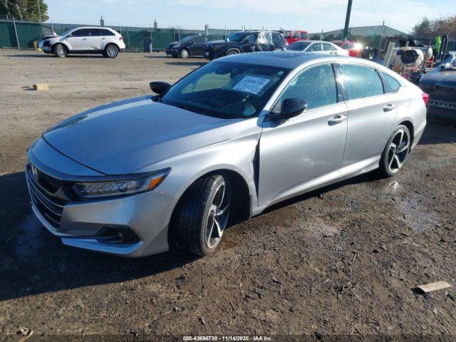 Honda Accord Sport 2.0t Image 14