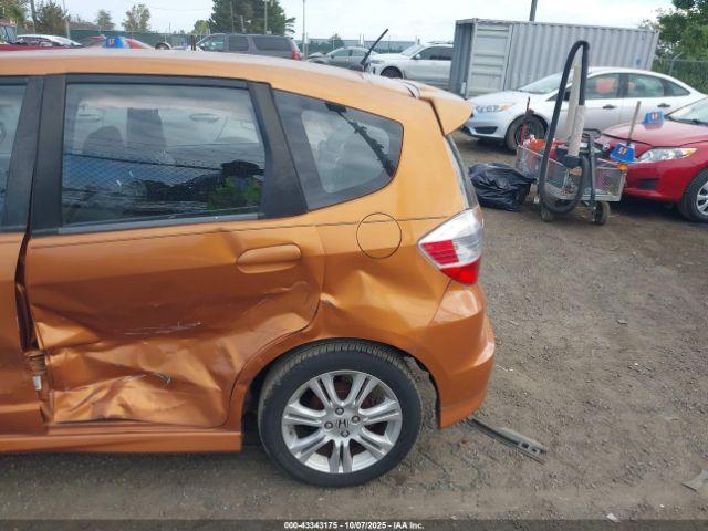 Honda Fit Sport Image 6