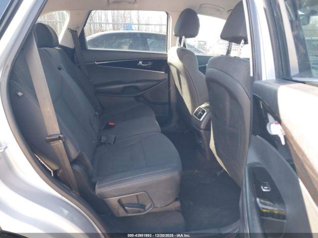 Kia Sorento 2.4l L Image 10