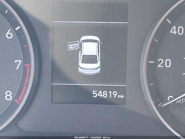 Hyundai ACCENT Limited Image 14