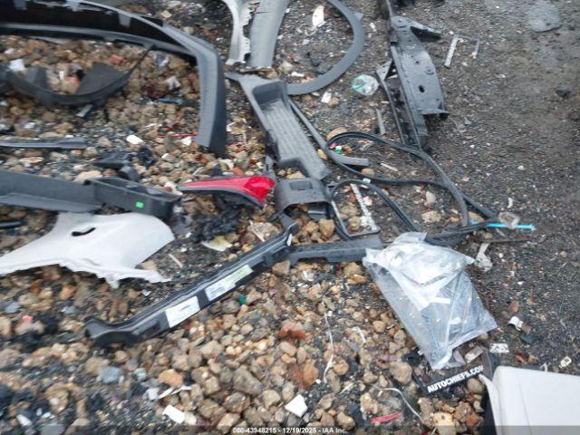 Toyota Grand Highlander Hybrid Xle Image 3