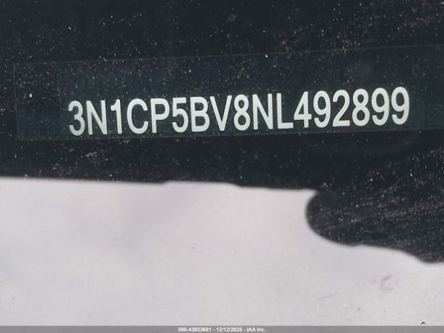 Nissan Kicks S Image 9