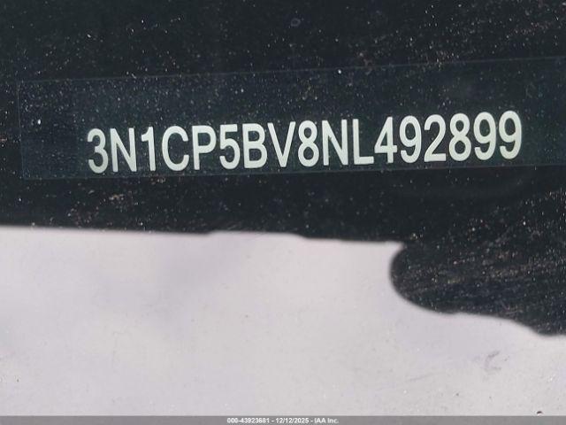 Nissan Kicks S Image 9