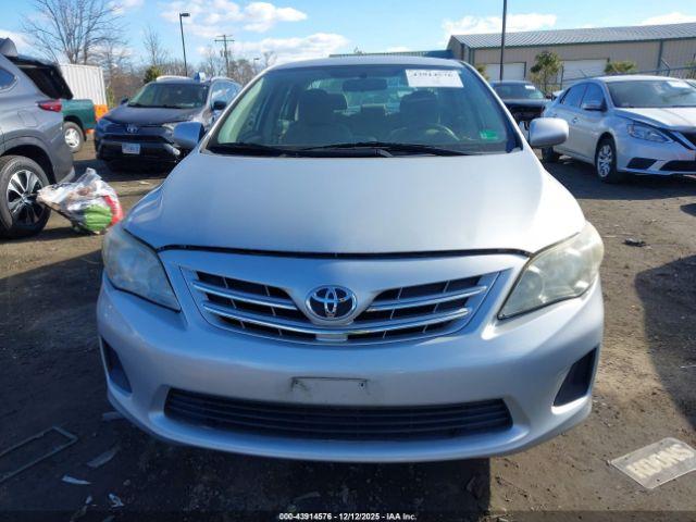 Toyota Corolla Le Image 15