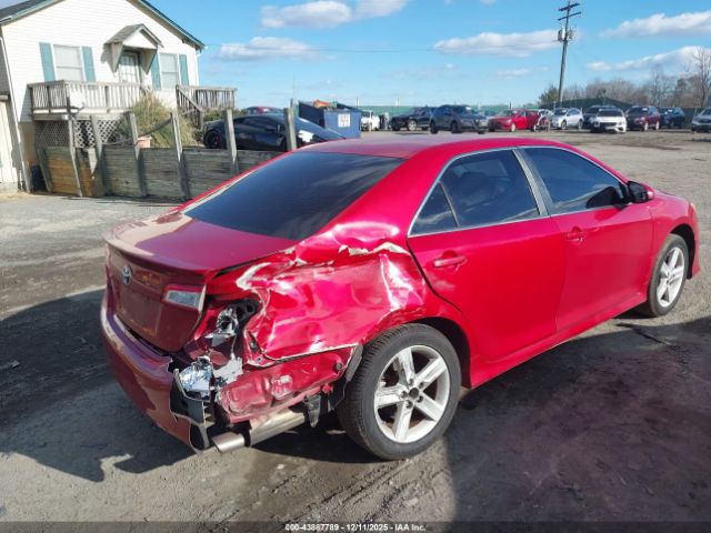 Toyota Camry Se Image 16