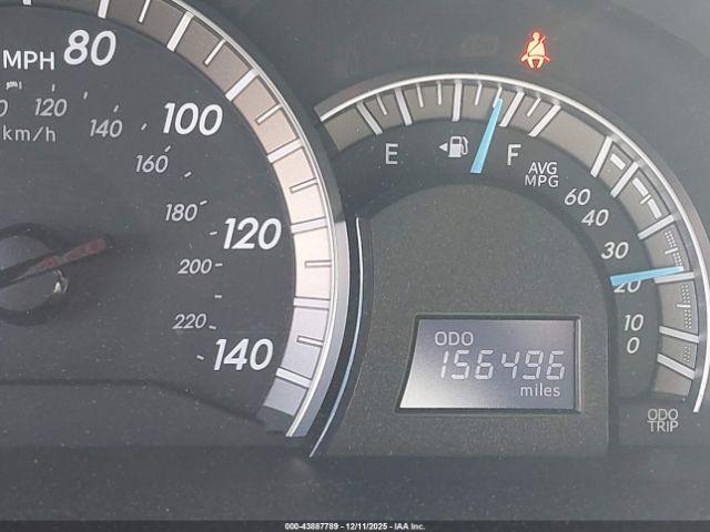 Toyota Camry Se Image 12