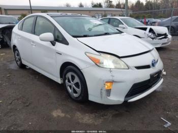  Salvage Toyota Prius