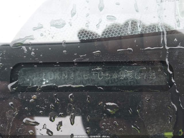 Toyota Prius Three Image 12