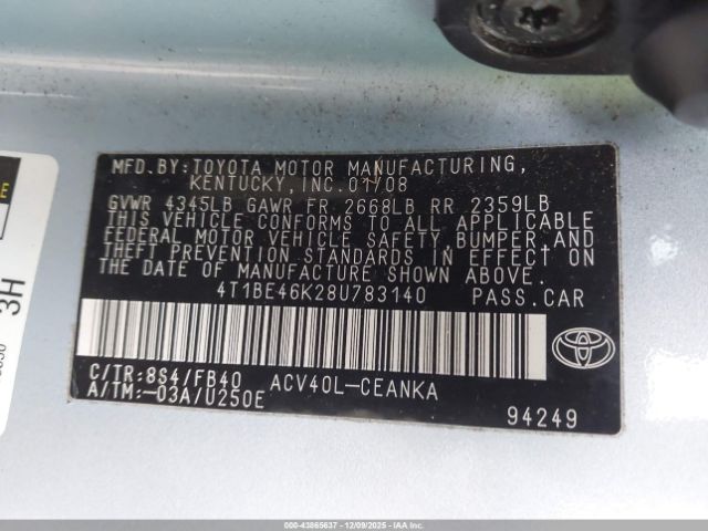 Toyota Camry Le Image 6