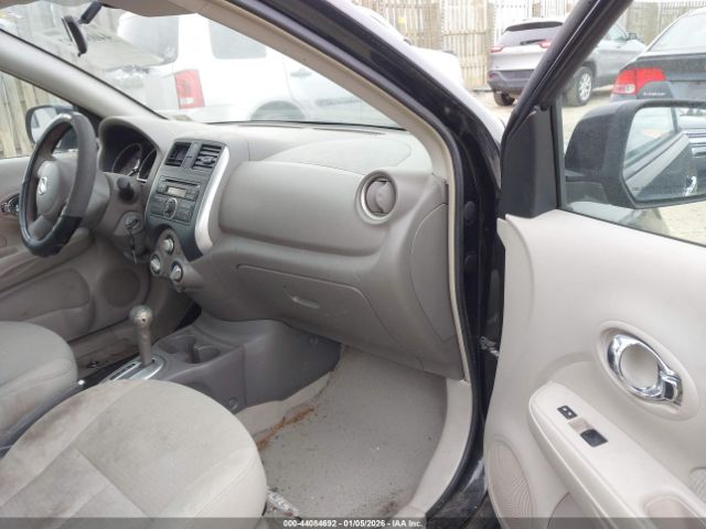 Nissan Versa 1.6 Sv Image 4