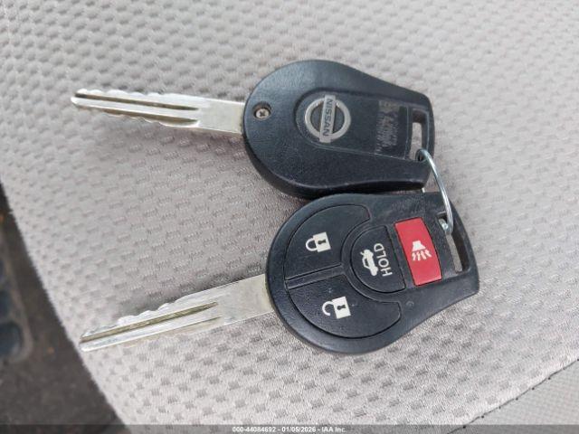 Nissan Versa 1.6 Sv Image 10