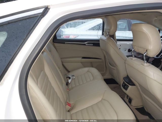 Ford Fusion Se Image 7