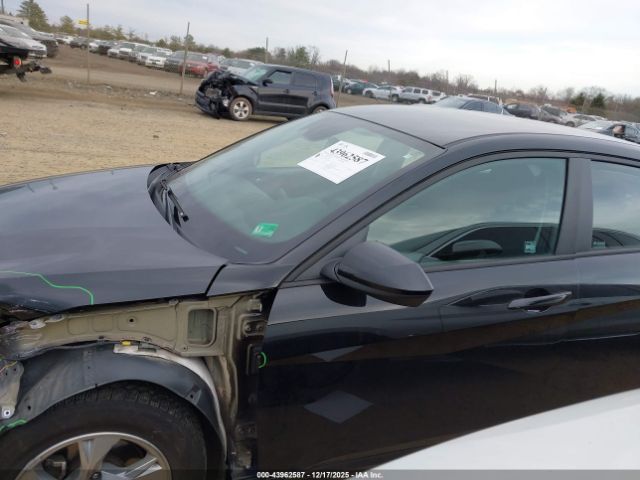 Hyundai ELANTRA Se Image 7