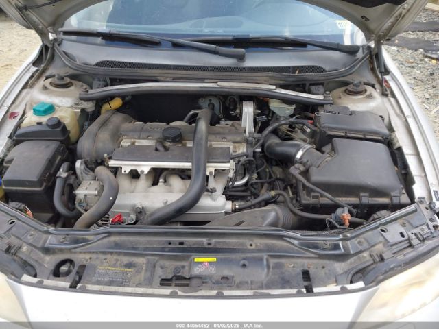 Volvo S60 2.5t Image 10