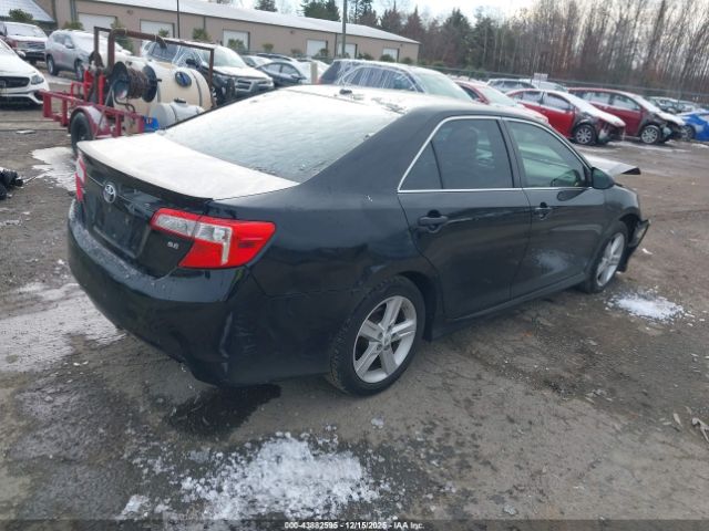 Toyota Camry Se Image 7