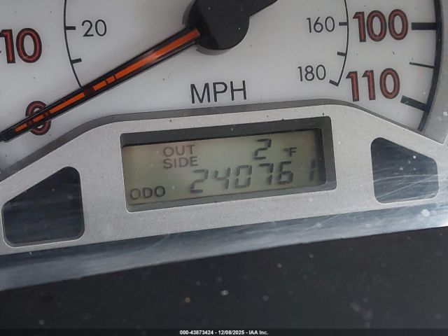 Toyota Corolla S Image 9