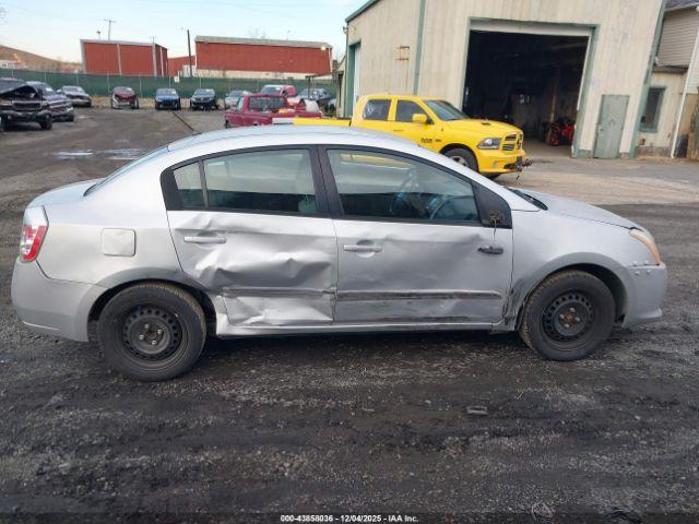 Nissan Sentra 2.0s Image 11