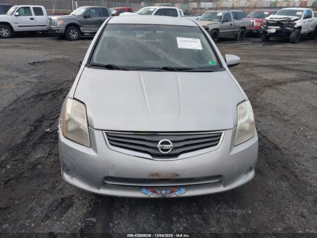 Nissan Sentra 2.0s Image 10