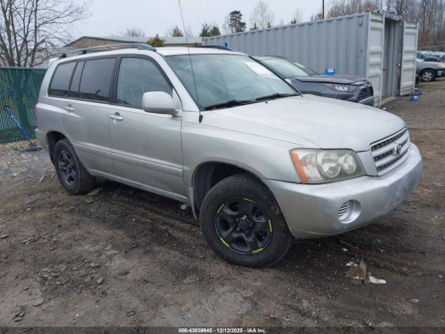  Salvage Toyota Highlander