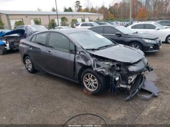  Salvage Toyota Prius