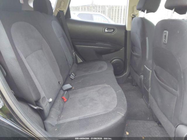 Nissan Rogue S Image 12