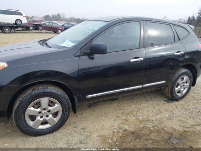 Nissan Rogue S Image 10