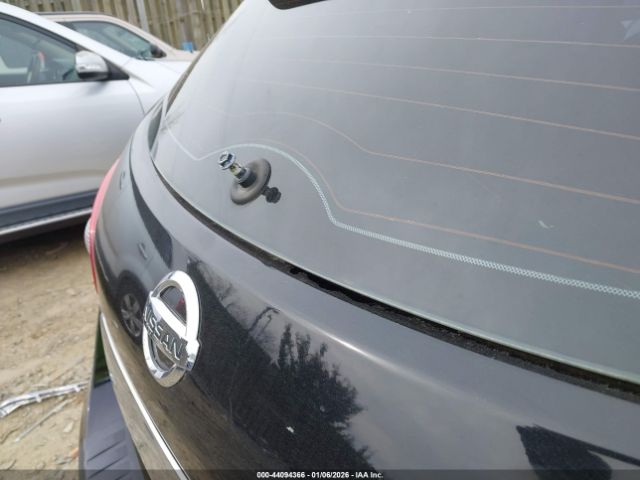 Nissan Rogue S Image 9