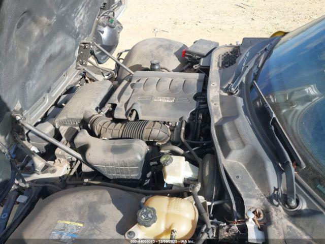 Pontiac Solstice Image 8