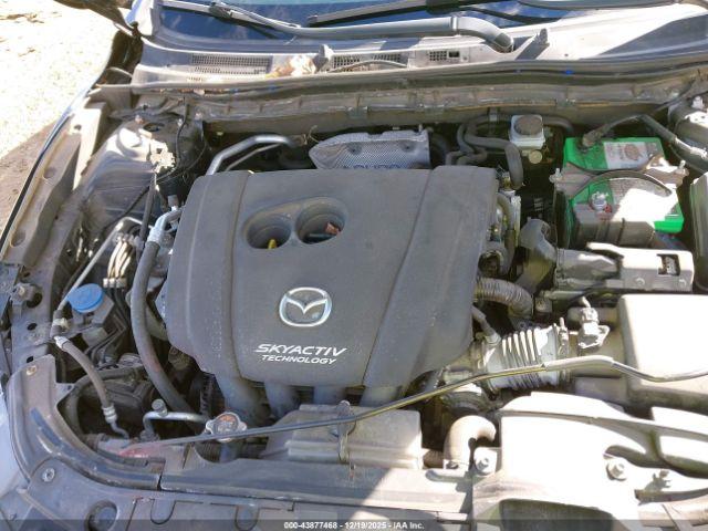 Mazda Mazda3 S Touring Image 3