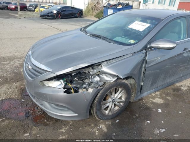 Hyundai SONATA Gls Image 4
