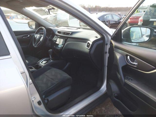 Nissan Rogue Sv Image 5