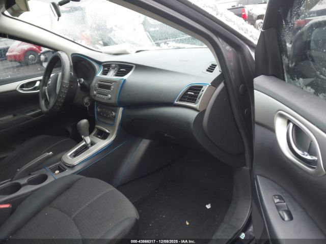 Nissan Sentra S Image 9