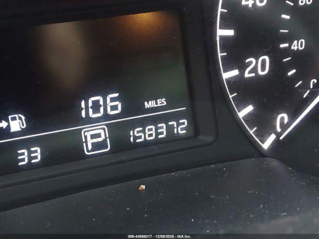 Nissan Sentra S Image 7