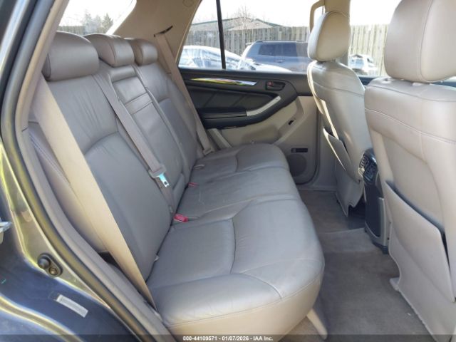 Toyota 4Runner Limited V8 Image 9