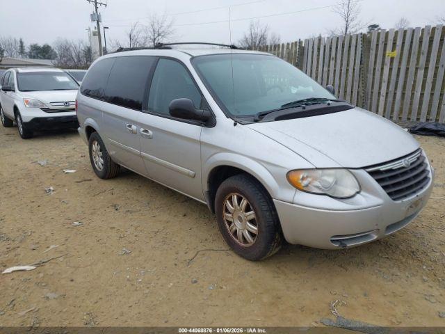  Salvage Chrysler Town & Country