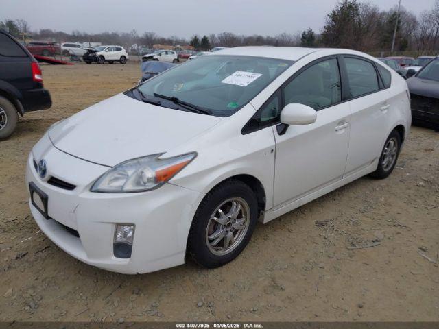 Toyota Prius Three Image 4
