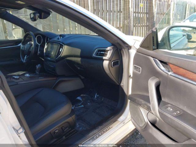 Maserati Ghibli S Q4 Image 11