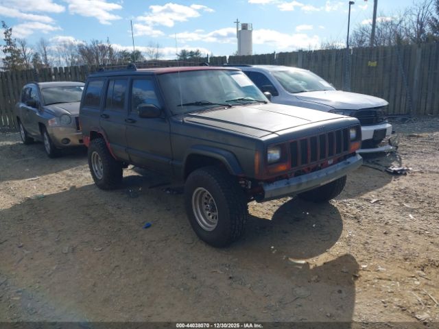 Jeep Cherokee Sport Image 1