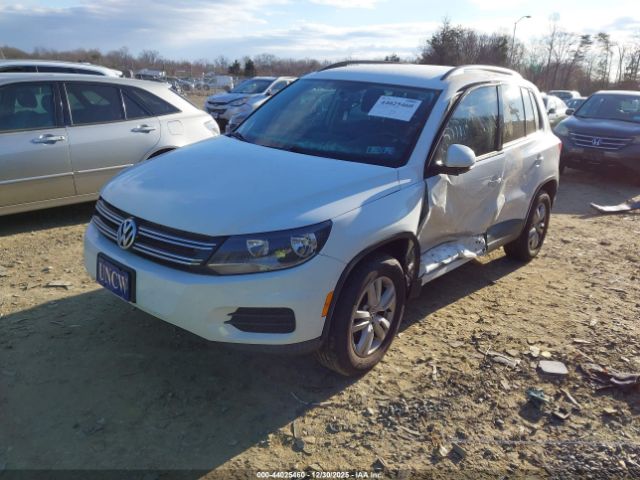 Volkswagen Tiguan S Image 7