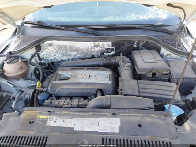 Volkswagen Tiguan S Image 13