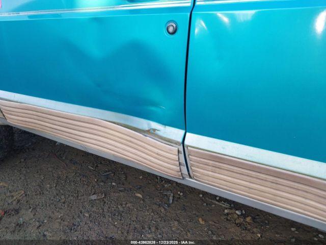 Jeep Cherokee Country Image 7