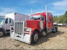 Peterbilt 389 Image 10