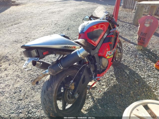 Honda Rvt1000 R Image 2