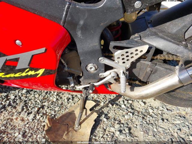 Honda Rvt1000 R Image 4