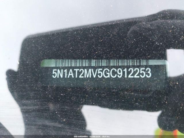 Nissan Rogue S Image 6